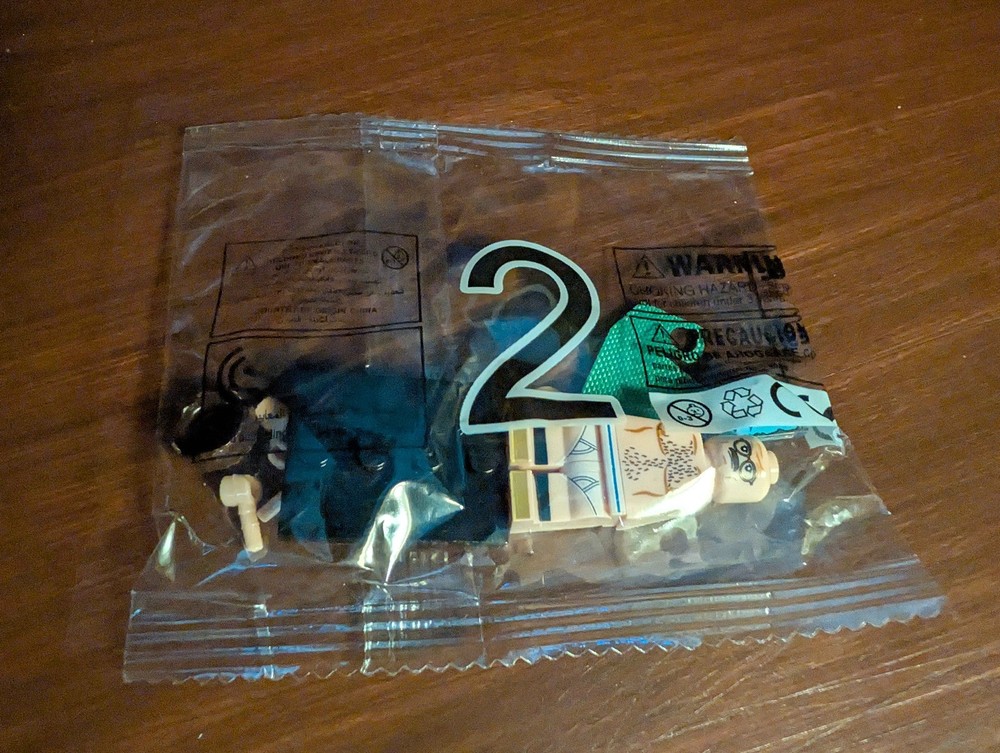 Walter White w Apron - Custom Minifigure- Breaking Bad Themed