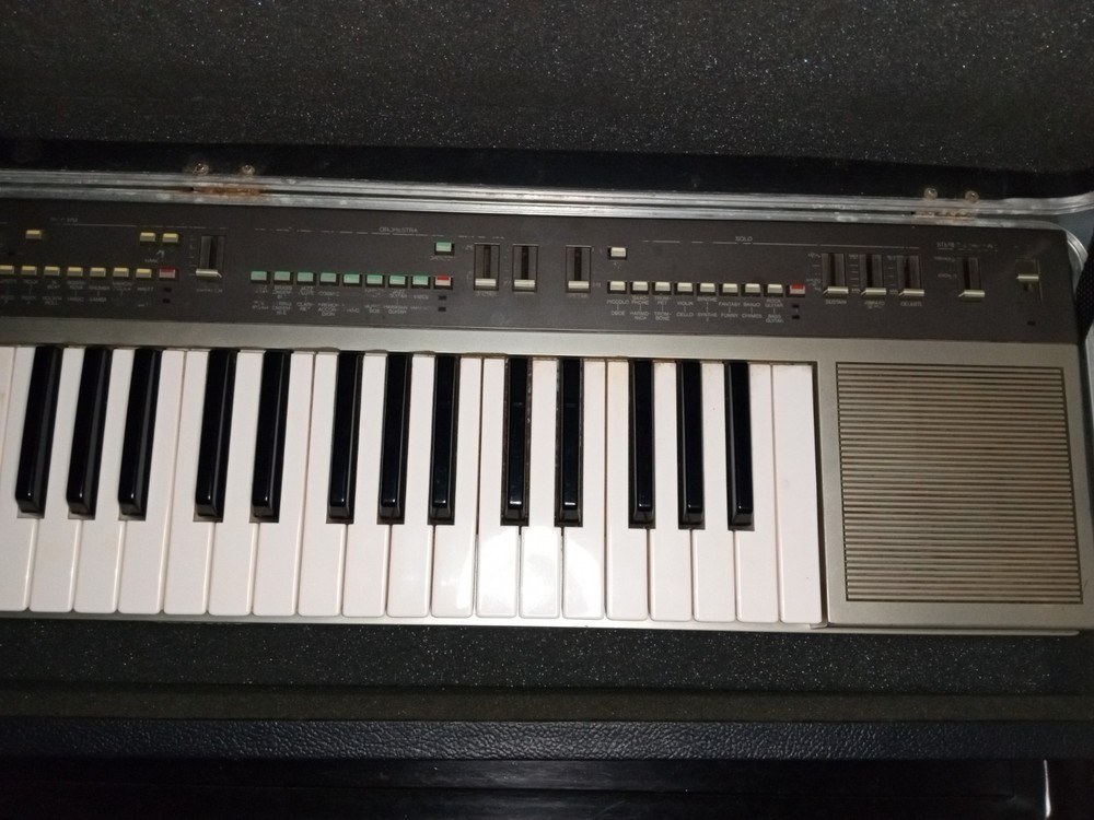 1983 Yamaha PS-55 Keyboard Vintage