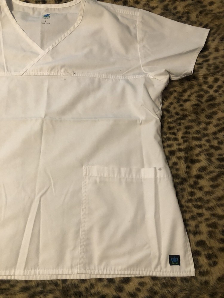 Women Scrub Set/ Large/ White
