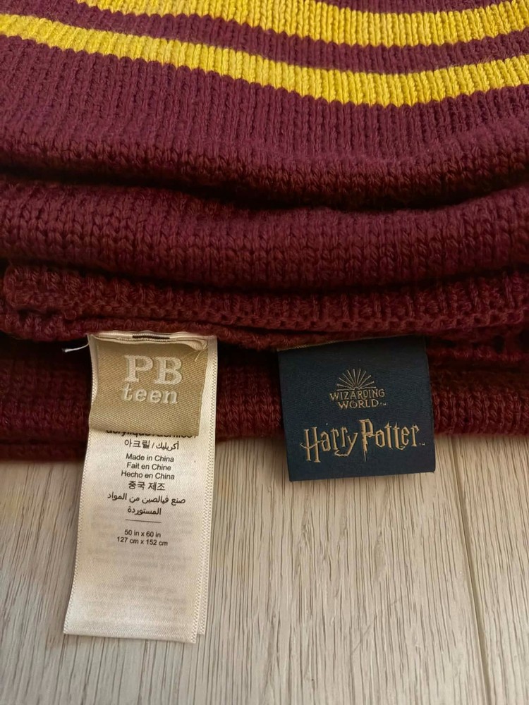 Harry Potter Throw Blanket: Gryffindor