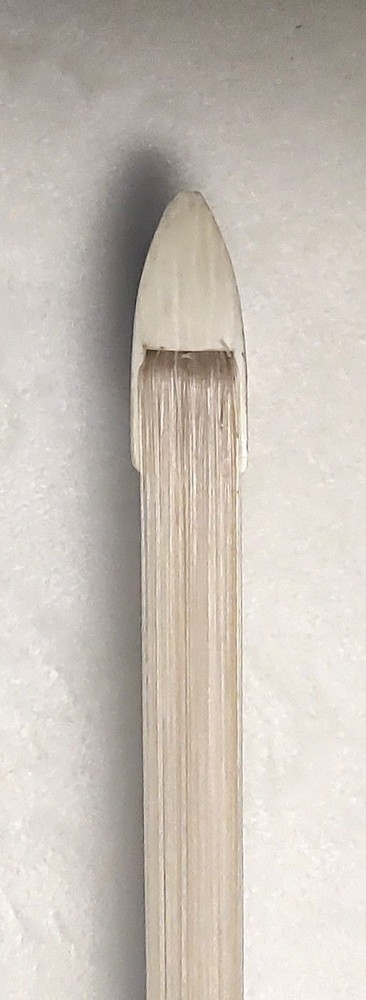Robert M. Ernst Violin Bow, Round Pernambuco, Handmade, Germany