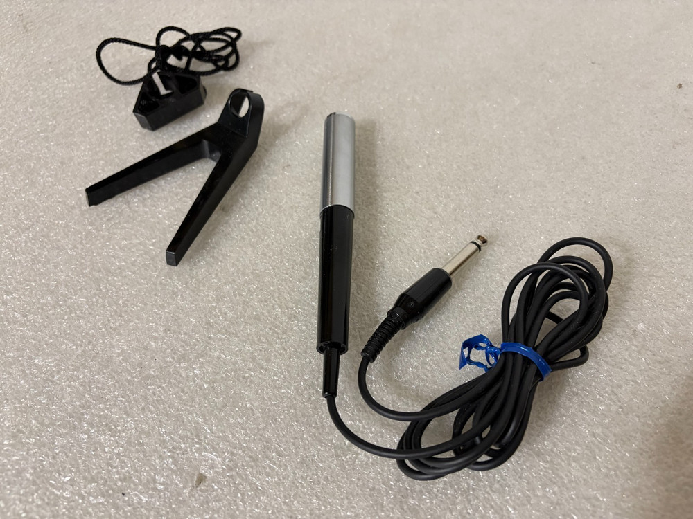 Vintage Realistic MC-1000 Dynamic Microphone Hi-Fi Thin Mic