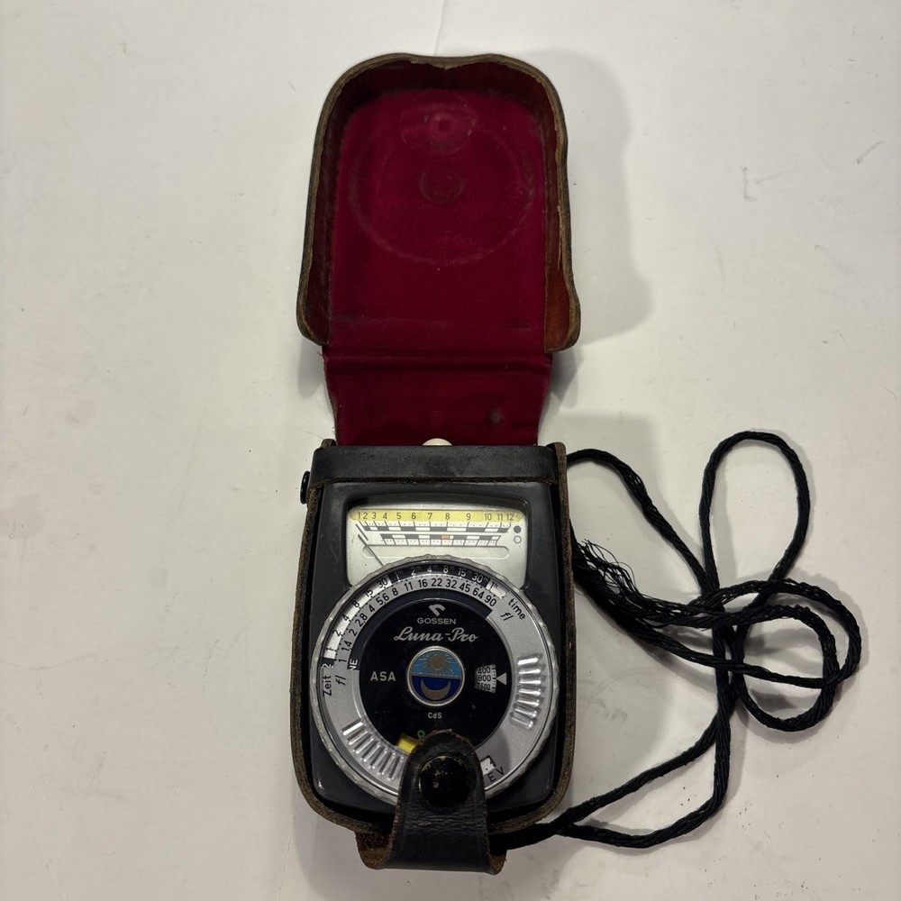NICE GOSSEN LUNA PRO ASA Light Meter w/ Case Untested