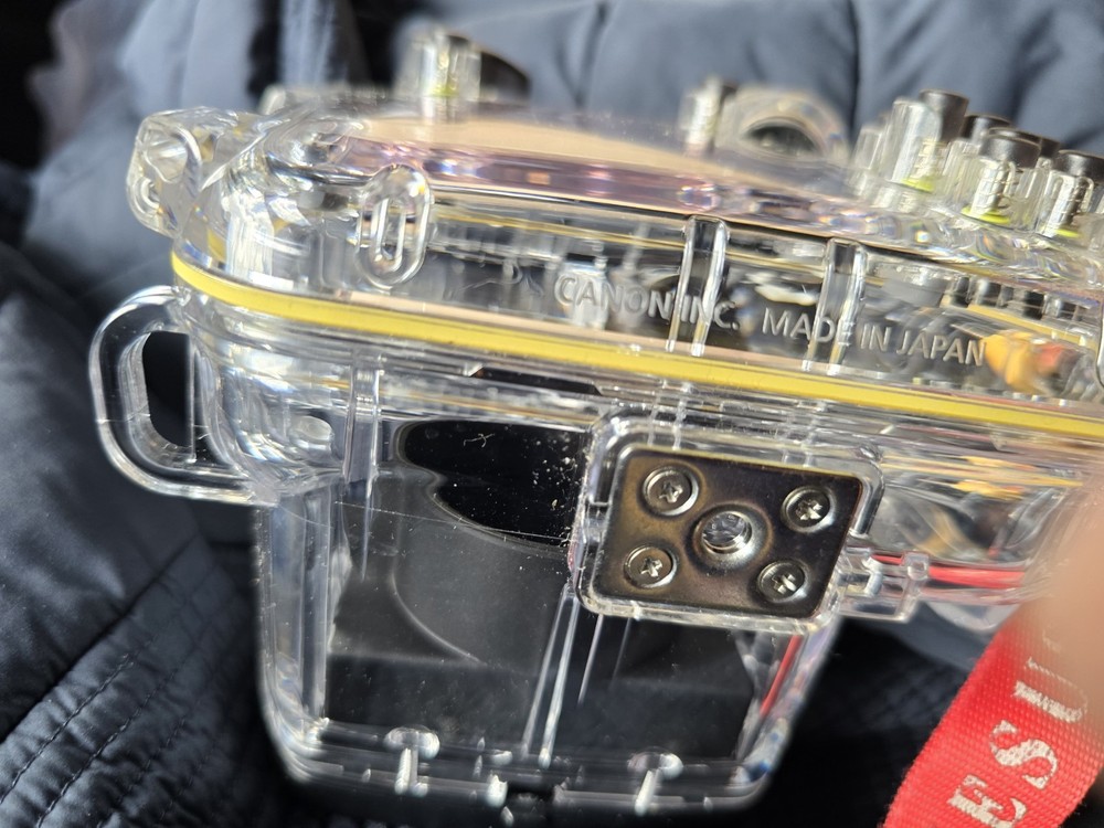 CANON WP-DC48 WATERPROOF CASE No Camera