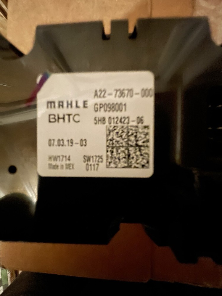 PRE OWNED GENUINE FREIGHTLINER CLIMATE CONTROL MODULE P/N A22-73670-000