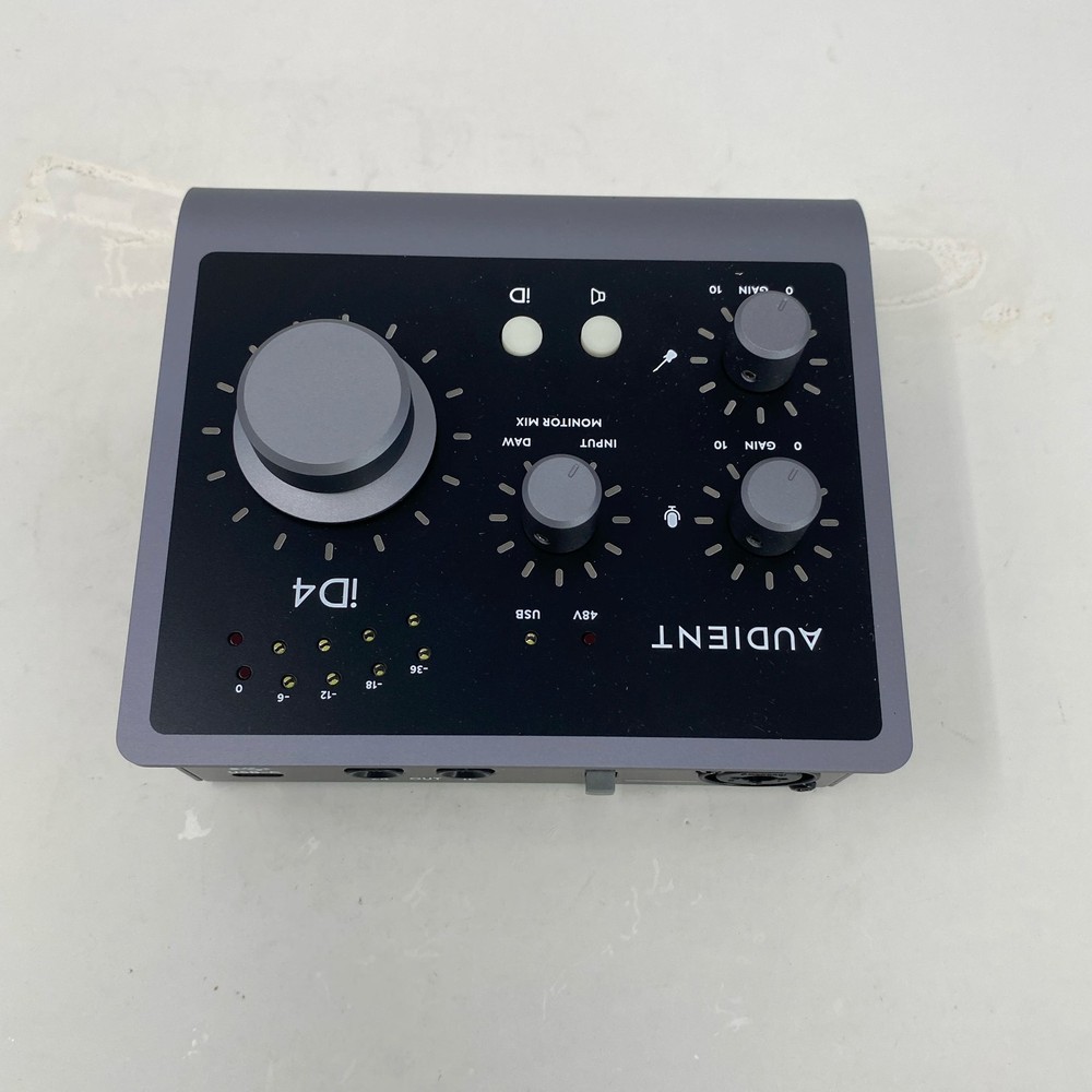 Audient iD4 MKII USB-C 2x2 Audio Interface - Black