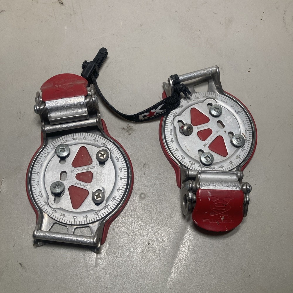 Switch Auto Lock 550 Snowboard Bindings Red
