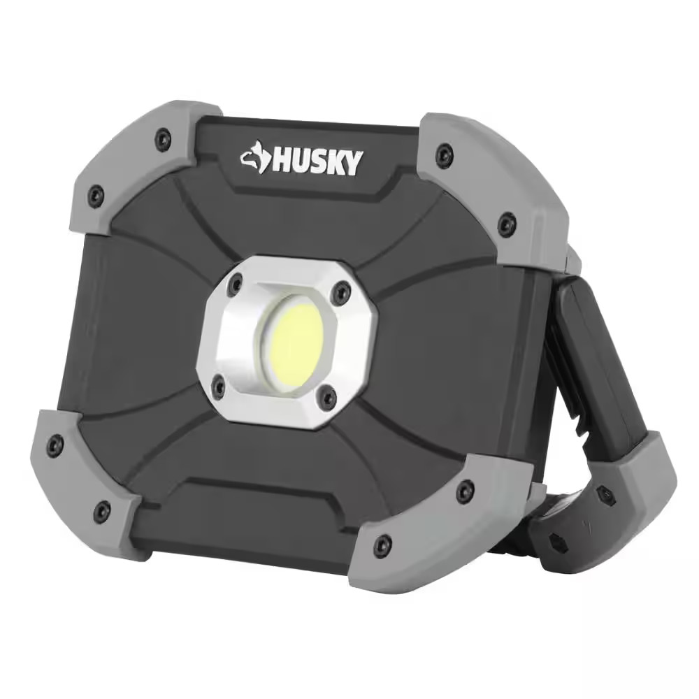 700 Lumens LED Utility Light