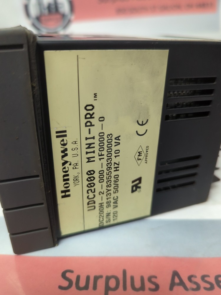 HONEYWELL,UDC2000,MINI-PRO UNIVERSAL DIGITAL COUNTER PRE-OWNED