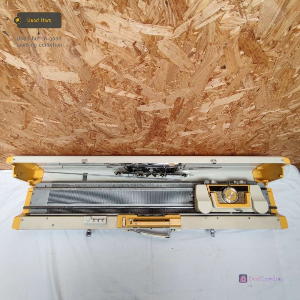 EMPISAL-KNITMASTER 321 KNITTING MACHINE WITH ACCESSORIES