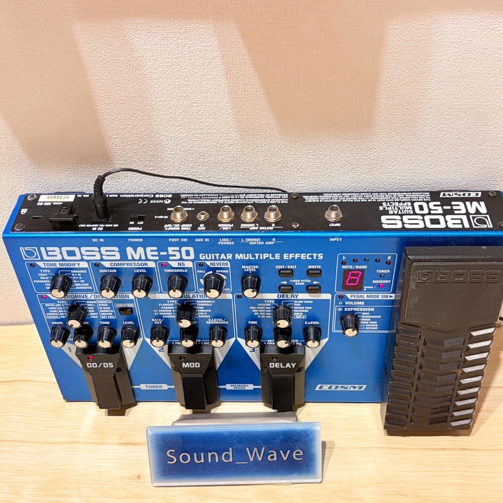 BOSS ME-50 Guitar Multi-Effects Pedal Processor Distortion Modulation Delay Test