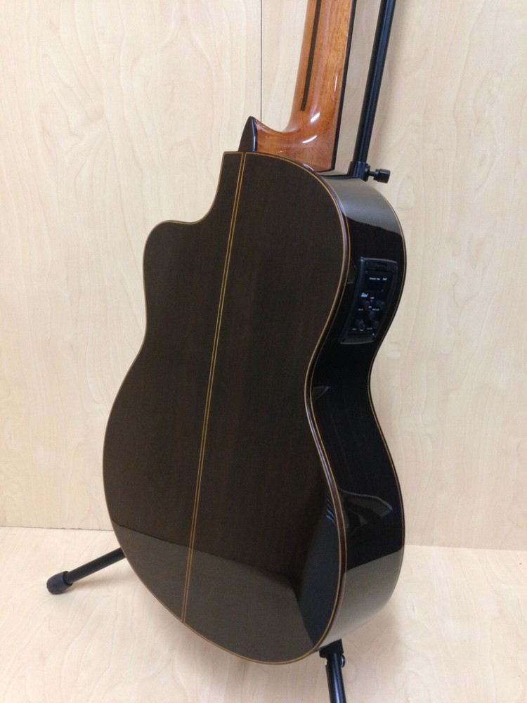 Miguel Rosales HS20CEQN Solid Cedar Top Classical Guitar with EQ + Accessories