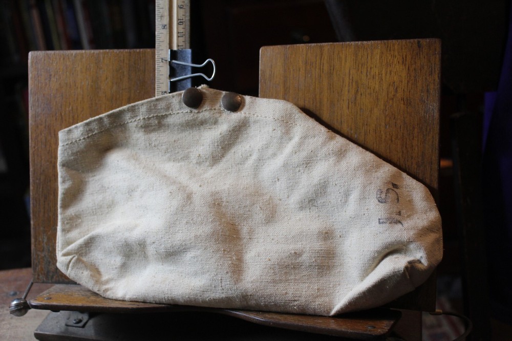 Antique US Army White Canvas Pouch