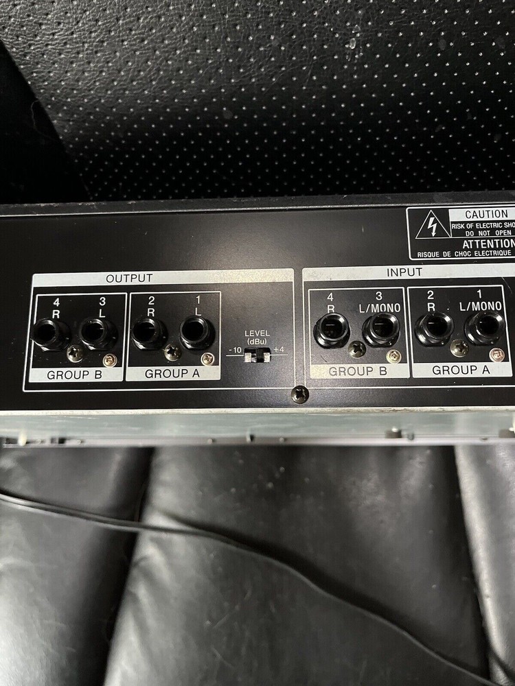 Sony DPS-V55 Multi-Effect Signal Processor & Effects Rackmount