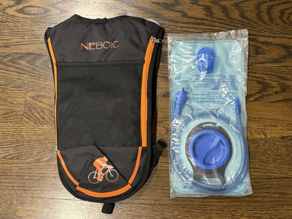Neboic Hydration Backpack Cycling Pack. Black/Orange