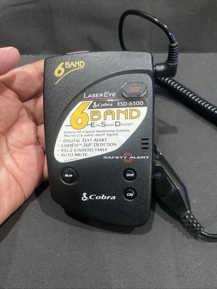 Cobra Esd-6500 - 6 Band Radar Detector