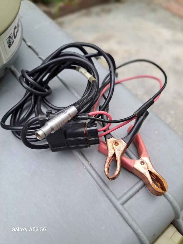 CARLSON BRX5 BASE & ROVER GPS SYSTEM