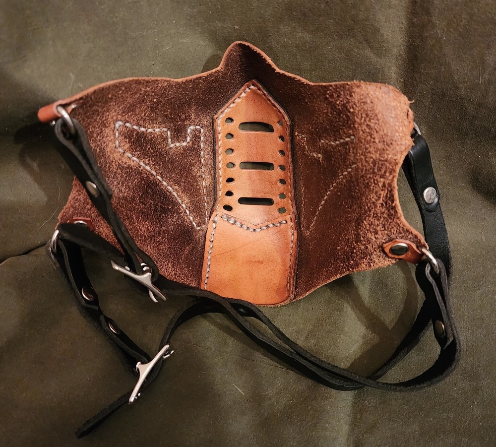 VTG STEAMPUNK HANDCRAFTED WITH CHARACTER LEATHER MUZZLE WITH NICKEL HARDWARE.