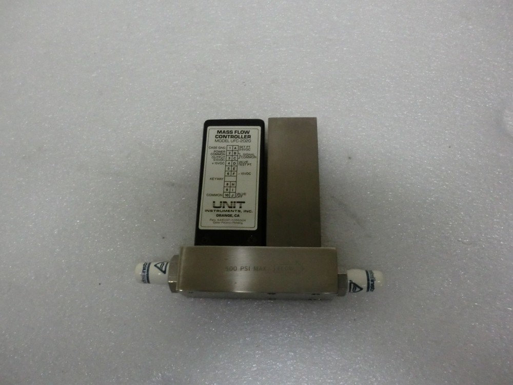 Unit Instruments Mass Flow Controller UFC-2020