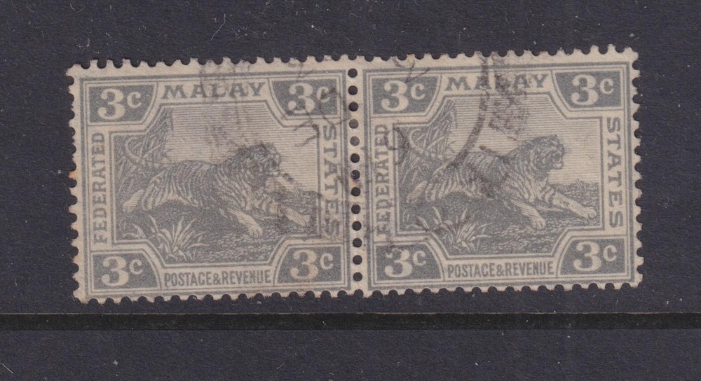 FEDERATED MALAY STATES, 1922 Script CA, 3c. Grey, pair, used.