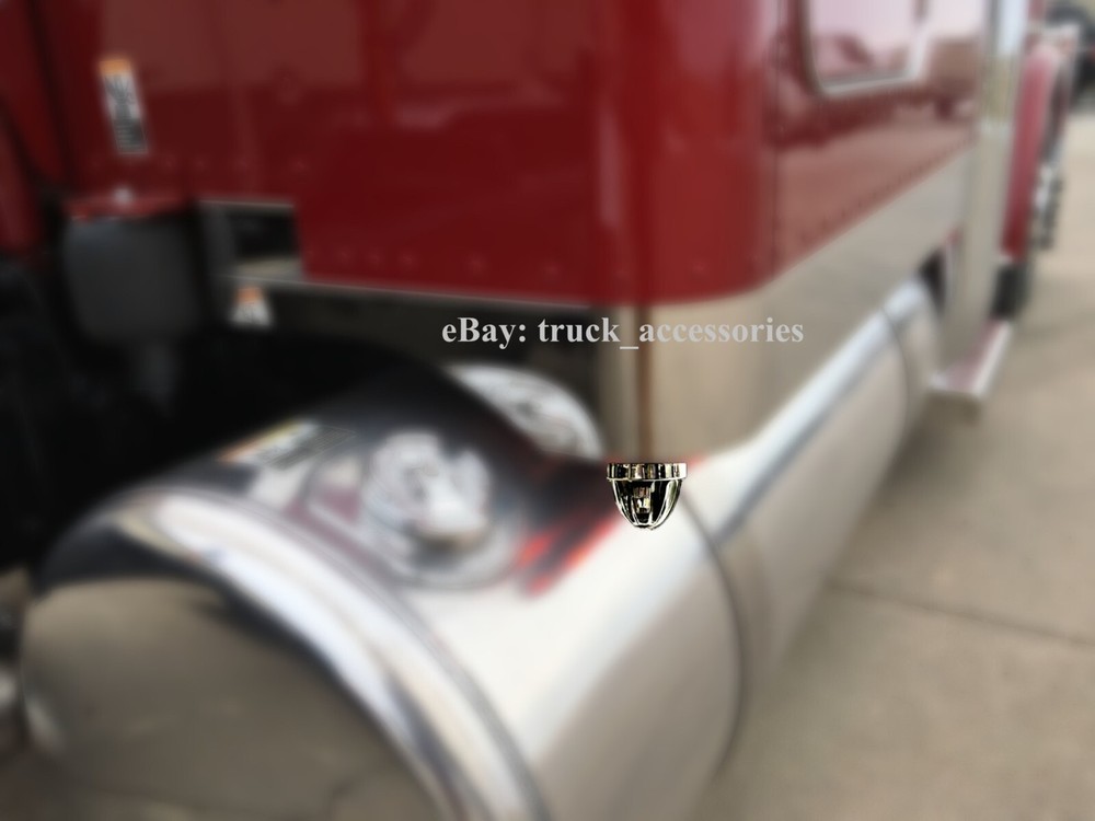 Peterbilt Exterior Sleeper Upside Down Corner Bracket w/ 1 WM Light Hole (Pair)