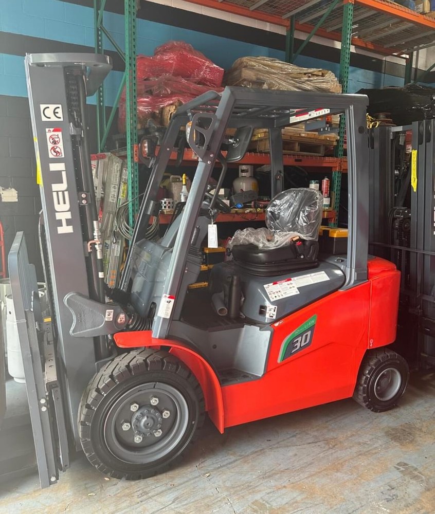 HELI 30 ELECTRIC FORKLIFT - 6000 LB