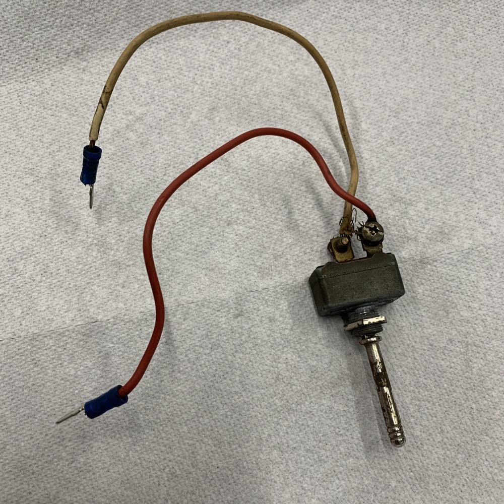 Peterbilt Single Dash Switch Long Toggle used