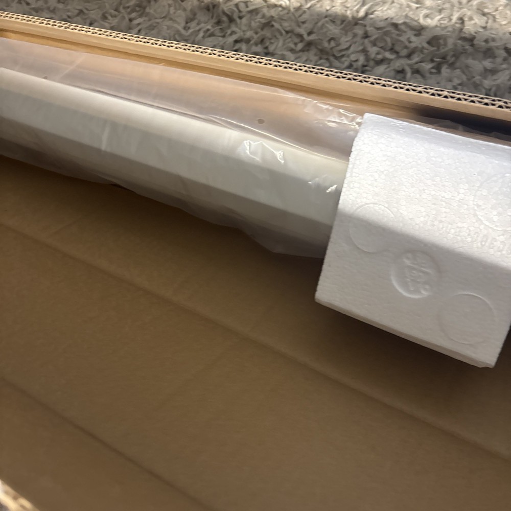 Projection Screen White Bar Built In Wall Hangers Locking System Light Weight