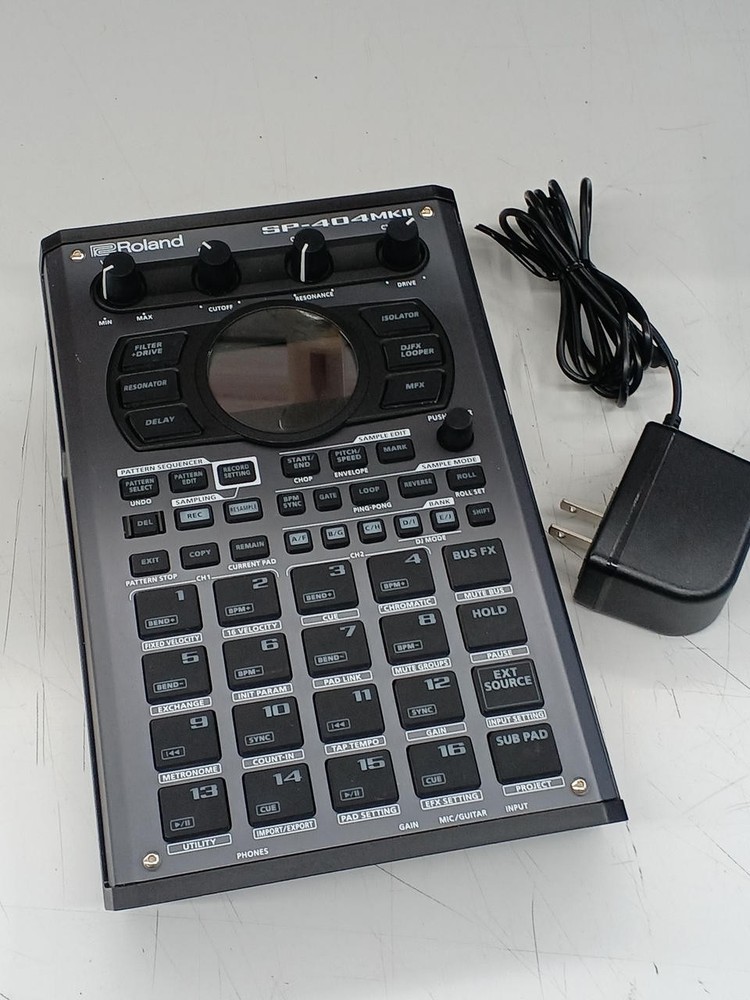 ROLAND SP-404MKII Sampler Effector