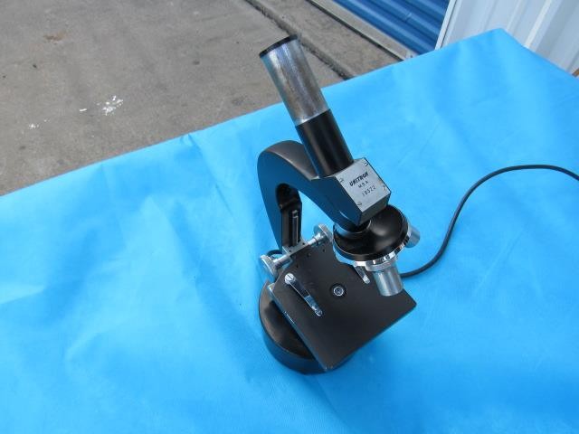 UNITRON MSA 18322 40X MICROSCOPE USED