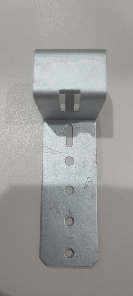 100 New Generic CS812D NVENT CADDY Conduit Support Clip for deep box