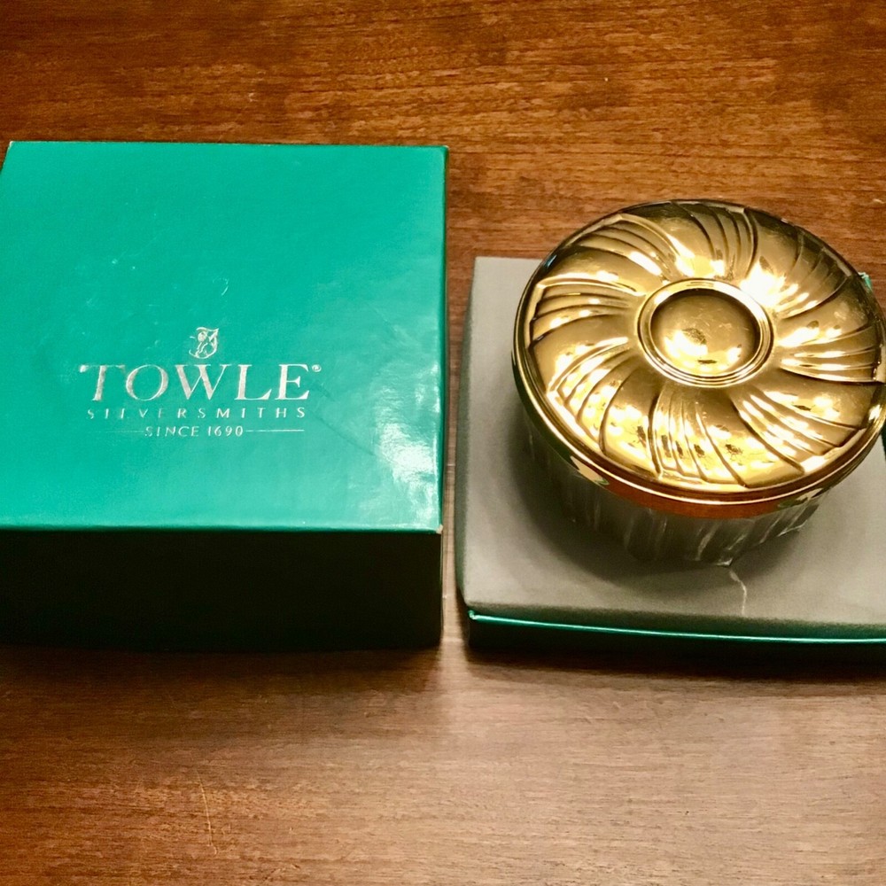 Vintage Towle's Silversmiths Powder Box