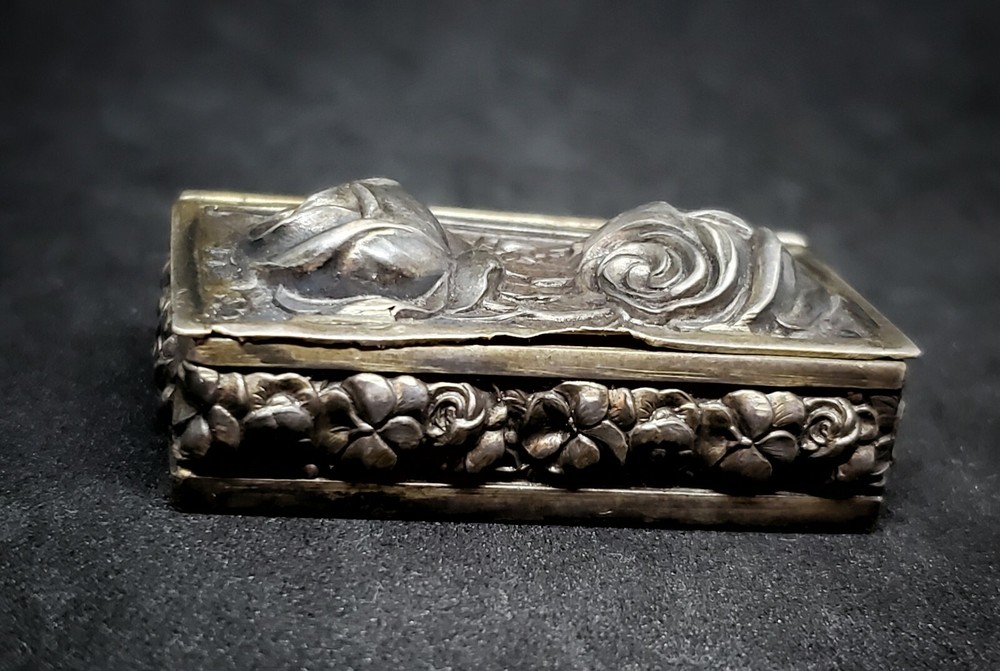 Vintage Sterling Silver Repousse Roses Pillbox