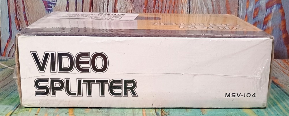 Monoprice Video Splitter - MSV - 104 - NEW