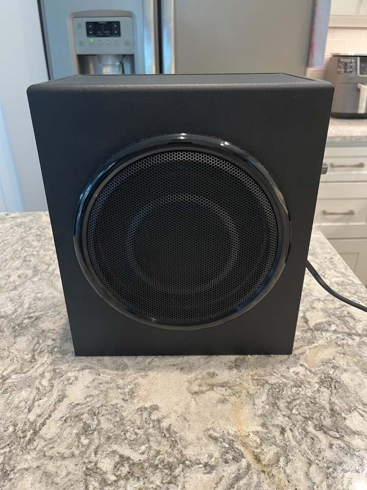 Edifier M3300 computer subwoofer - 6.5" magnetically shielded - read description