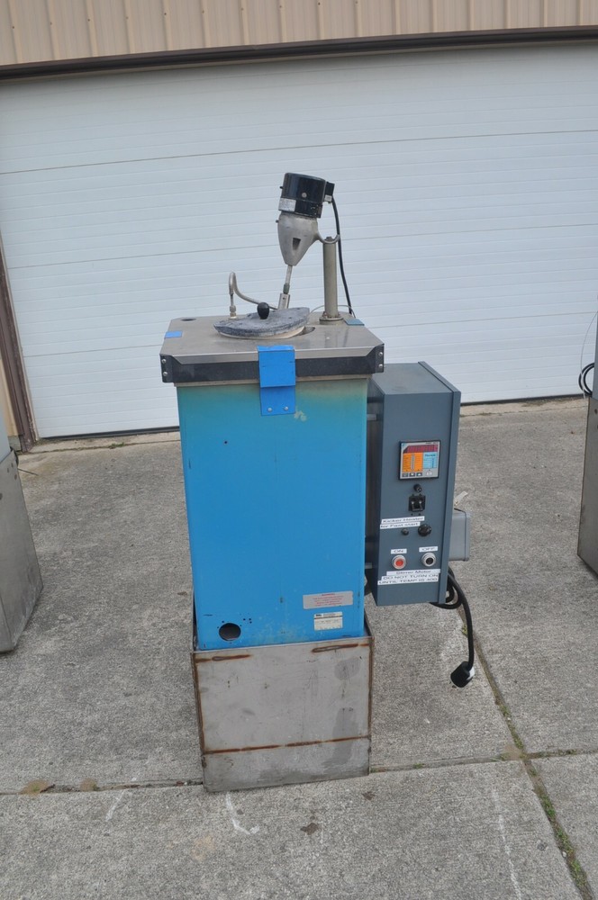 PRECISION SCIENTIFIC GROUP MODEL 41164 CONSTANT TEMPERATURE BATH WORKING PULL