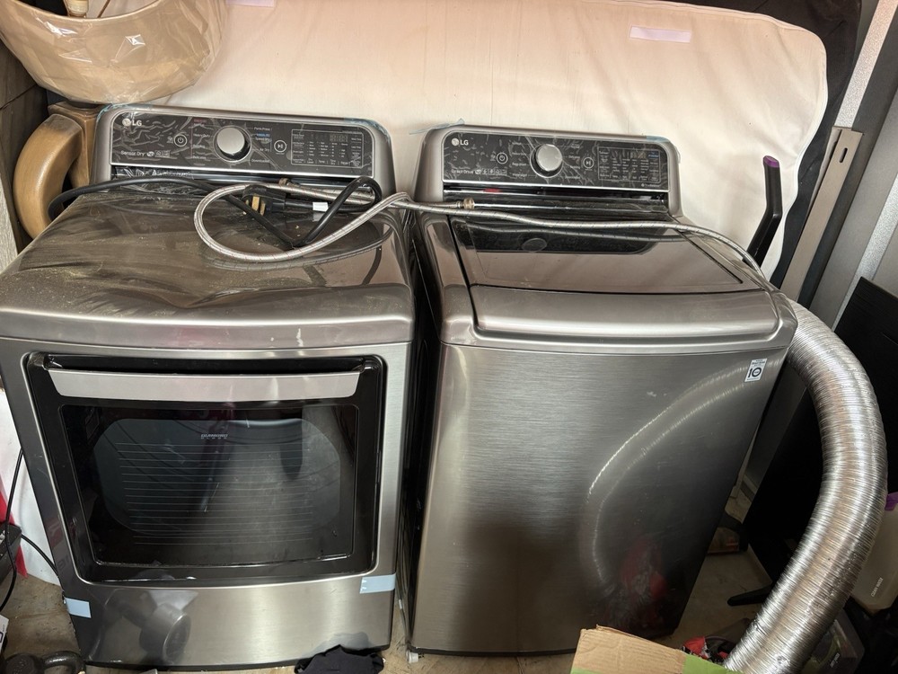 LG Washer & Dryer Set