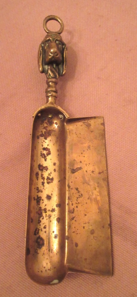 quality antique solid brass figural dog handle table restaurant crumber utencil