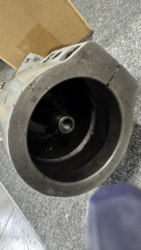 BRIDGEPORT R8 RIGHT ANGLE MILLING MACHINE ATTACHMENT