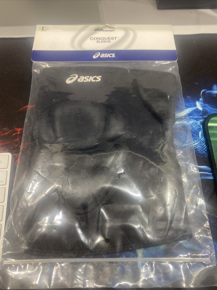 Asics Conquest Wrestling Knee Sleeve NWT Large