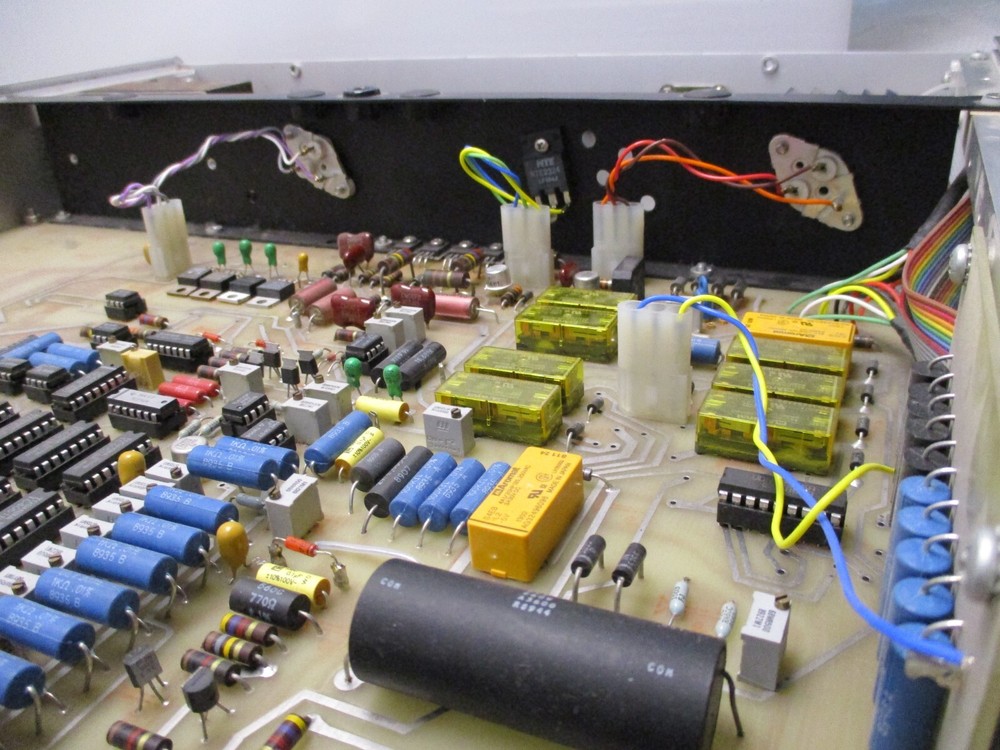 EDC Model 521 Programmable DC Calibrator Untested For Parts Only [18-.5]