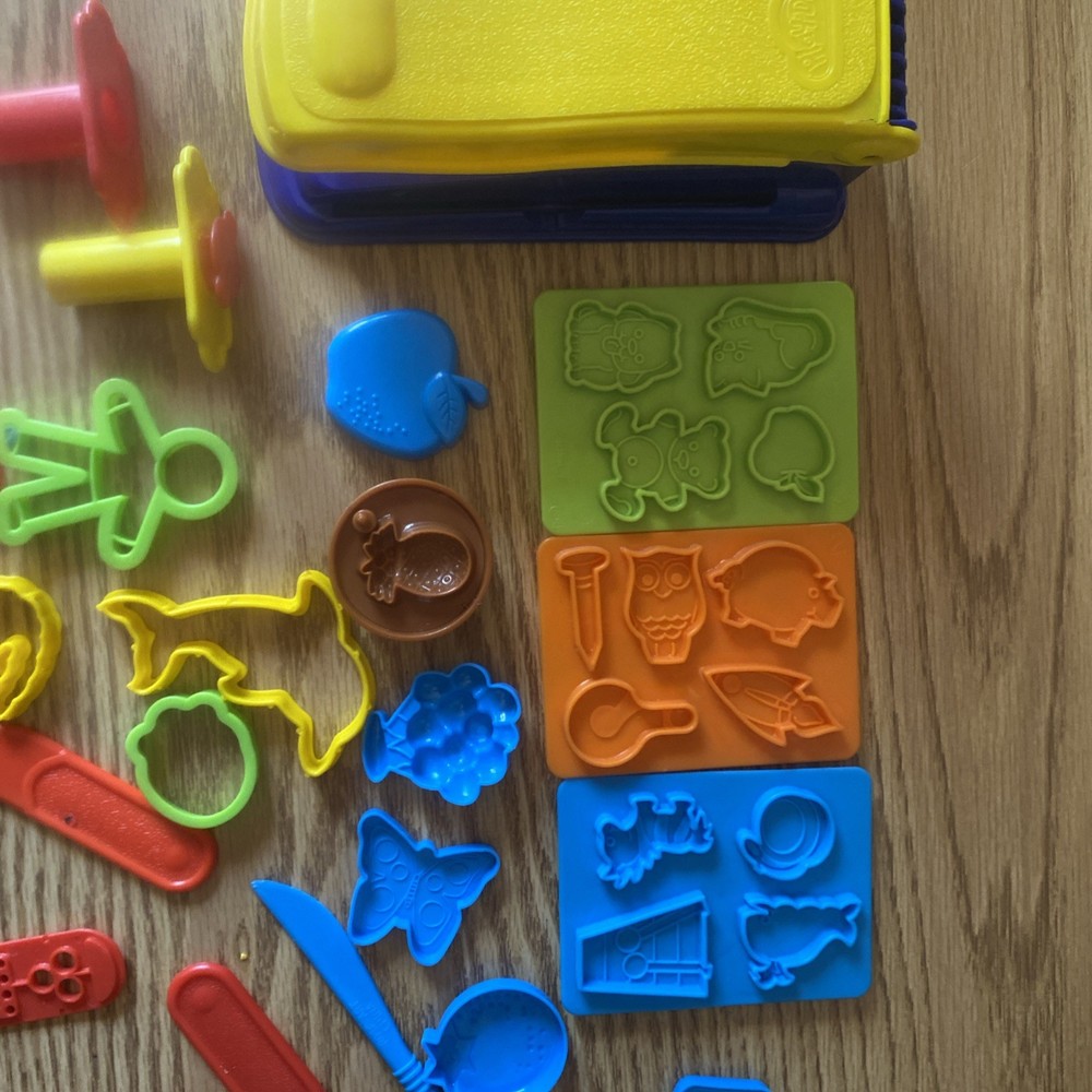 Play-Doh Dough Molds, Accessories, Tools, Cookie Cutters