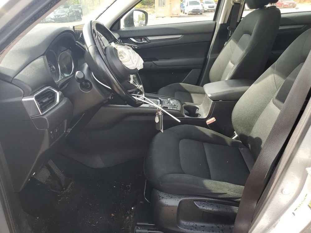 CX-5 2018 Glove Box 4689648