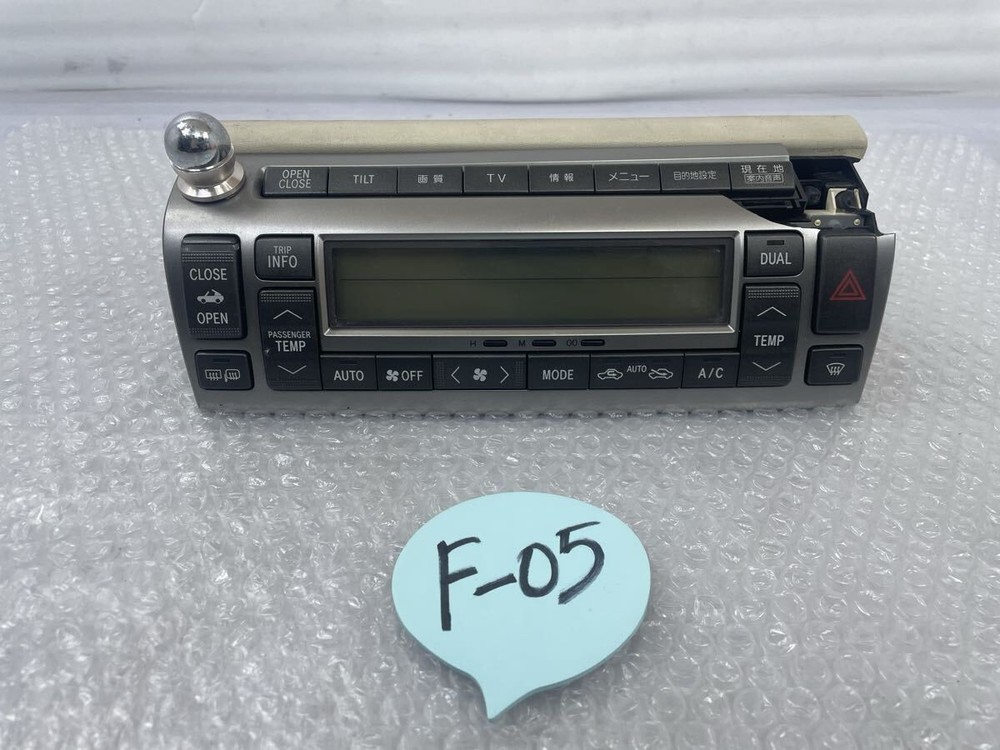 LEXUS SC430 Air Conditioner Switch Operation Panel 55900-24240