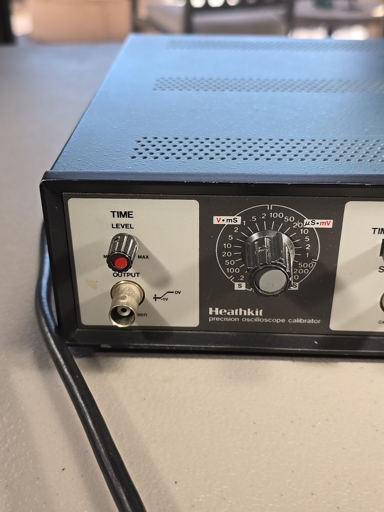 Heathkit Precision Oscilloscope Calibrator 1G-4244 Modified, Power On Tested