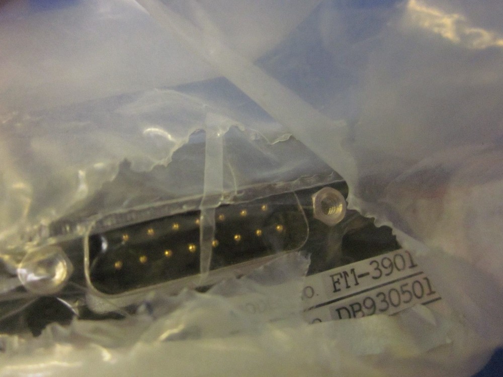 Tylan FM-3901V Mass Flow Controller N2, 300 SCCM, Refurbished