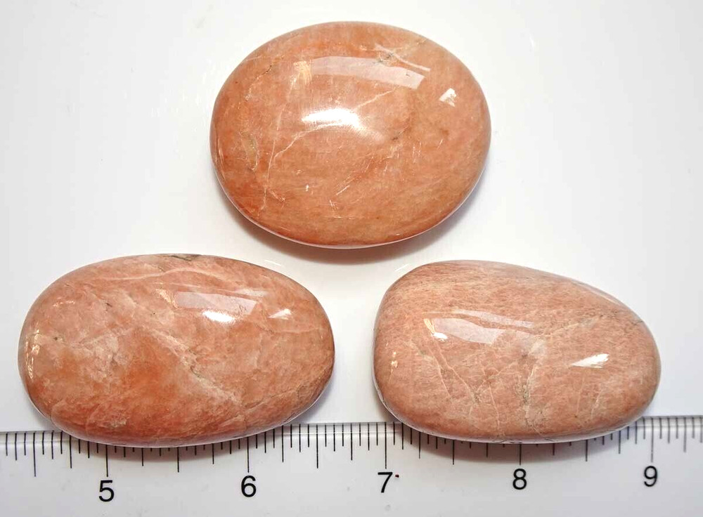 Peach Moonstone Pebbles - Madagascar sc746d