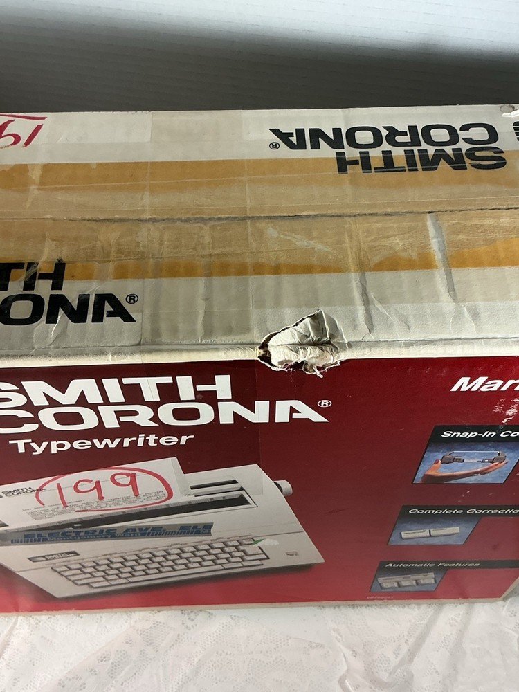 Smith Corona Mark 100 Electronic Typewriter w/ Box Snap-In Correcting Cassette