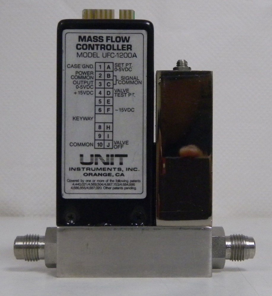 Unit UFC-1200A Mass Flow Controller, Gas- CL2, Range- 200 SCCM, Used