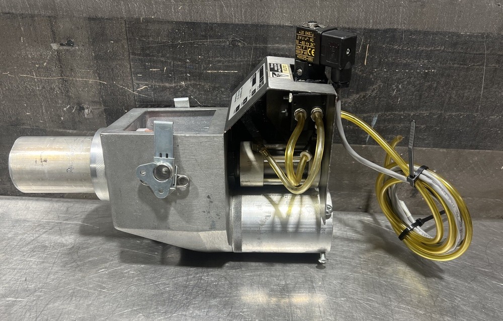 CONAIR material Hopper Isolate Receiver Model CV Used Surplus. Item ID 11